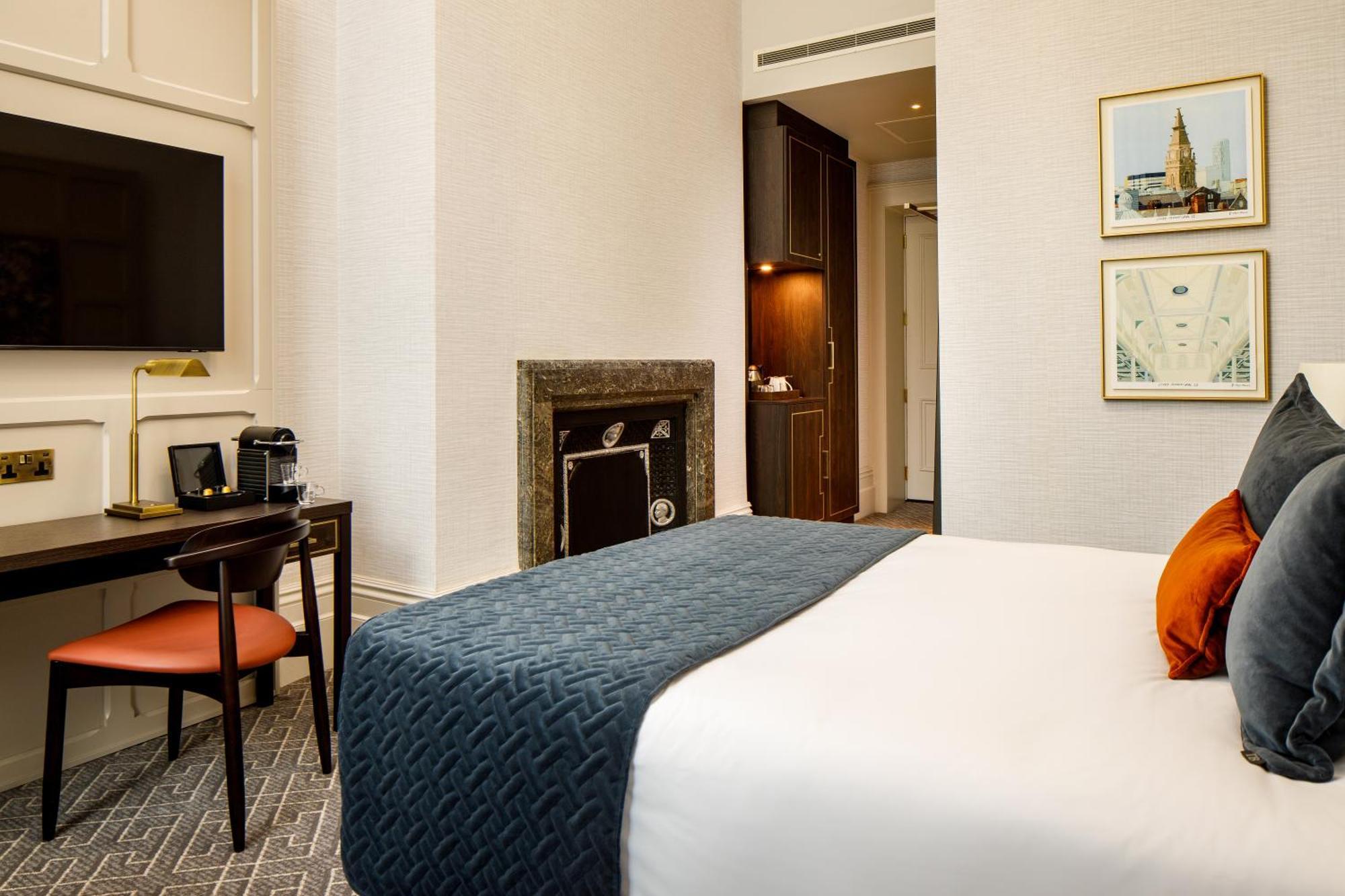 The Municipal Hotel Liverpool - Mgallery Exterior photo A room at the hotel