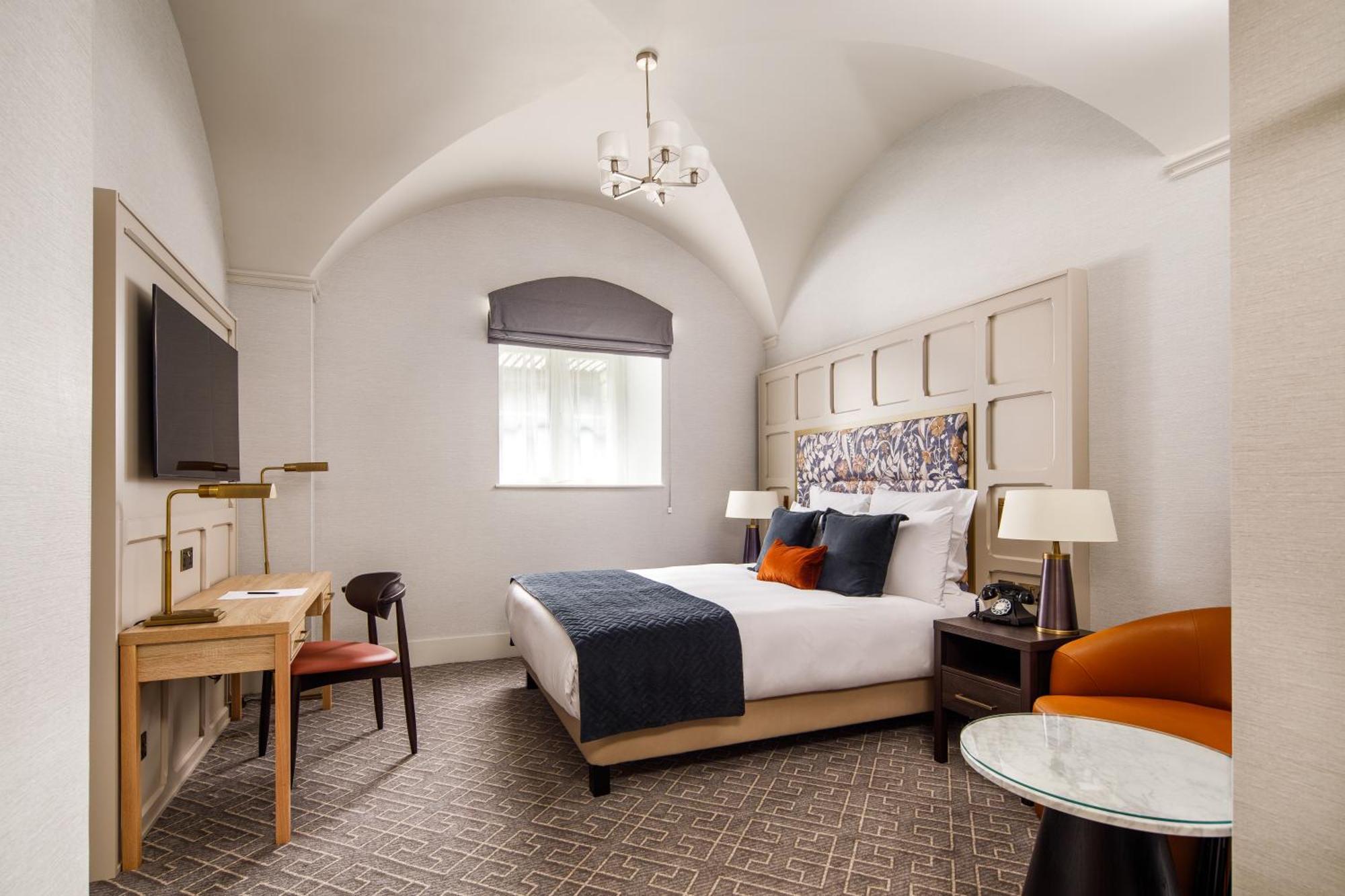 The Municipal Hotel Liverpool - Mgallery Exterior photo A guest room at the hotel
