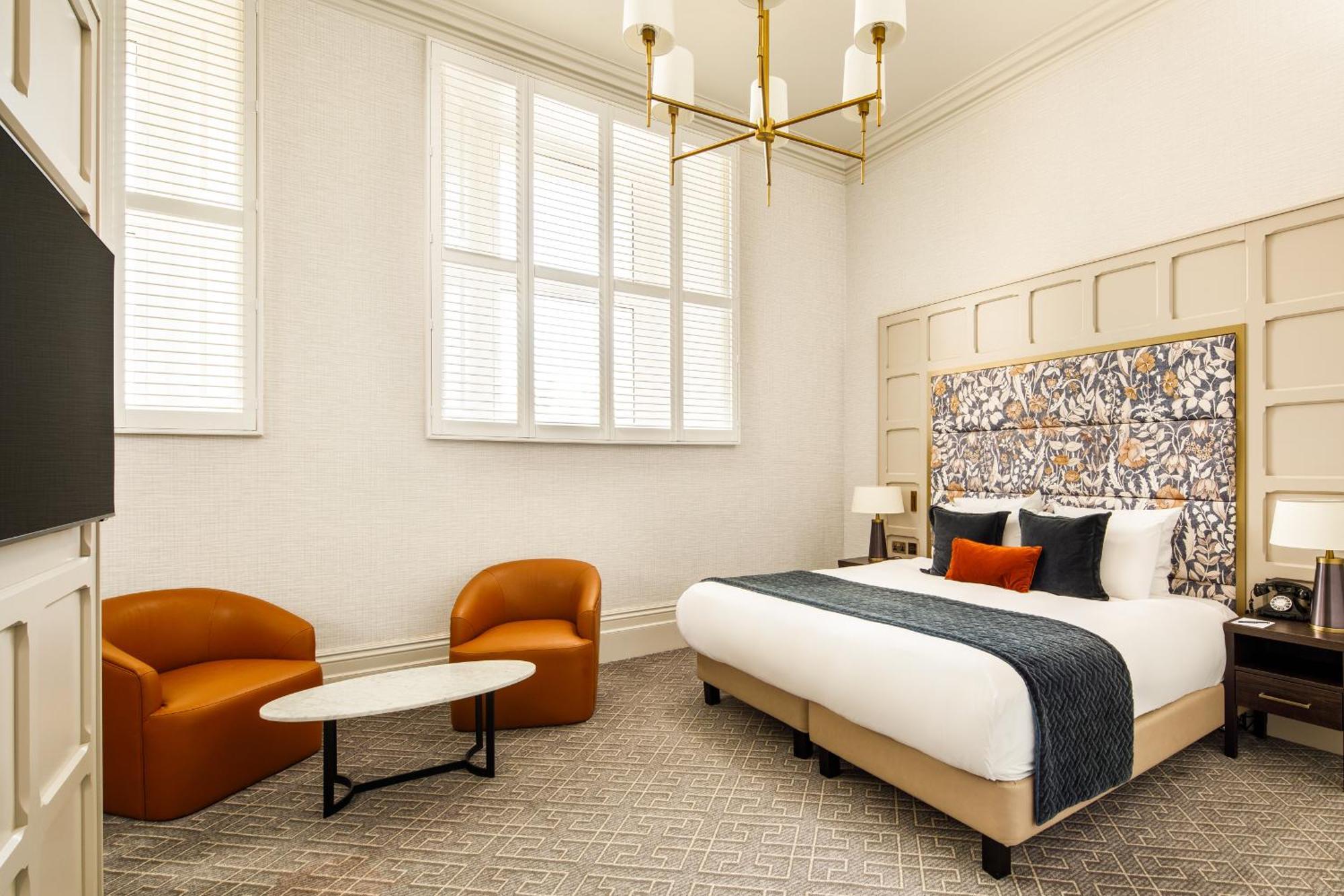 The Municipal Hotel Liverpool - Mgallery Exterior photo A bedroom at the hotel